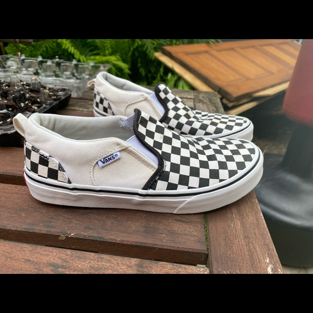 *Gently Used* Vans Slip On Checkerboard